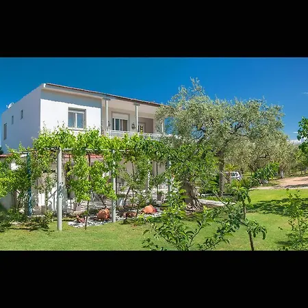 Sunray Apartments Skala Sotiros Exterior photo