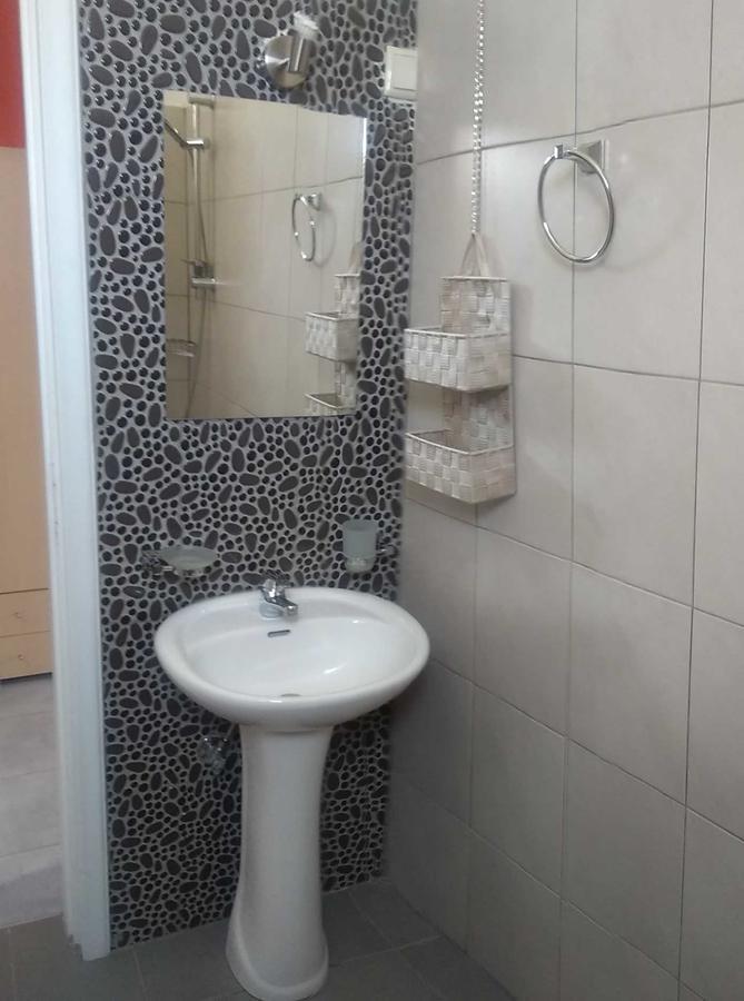 Sunray Apartment *